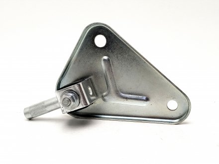 Шарнір реактивной тяги кулисы КПП 2110 нов. обр. ВАЗ с кронштейном АВТОВАЗ 21100-170316800-20