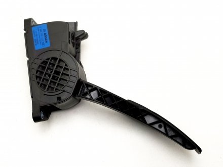 Педаль газа электронная 11183 8 кл BOSCH 11183-1108500 (фото 1)