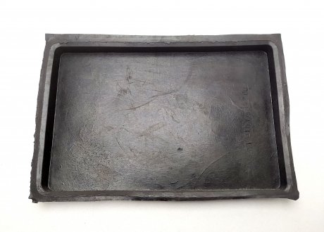 Килимок АКБ (піддон) БРТ 2101-3703095Р