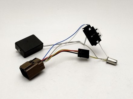 Датчик бензобака Лачети 1.6 с датчиком резерва (уровня топлива) FSO 96447443