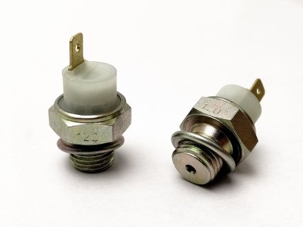 Датчик давления масла 2101 Юнитерм Калуга ММ 120Д (фото 1)