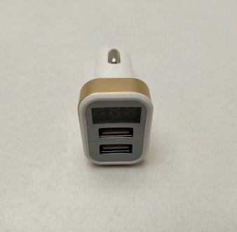 Штекер в прикуриватель 2 USB + вольтметр белый КНР Китай 2 USB-вольтметр сбоку (фото 1)