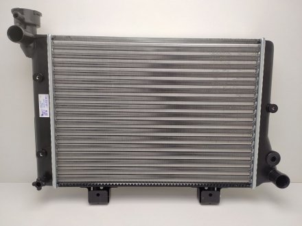 Радиатор охлаждения 2106 LUZAR LRc 0106 (фото 1)