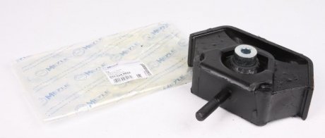 Подушка двигуна (передня) DB 207-410 MEYLE 034 024 0032 (фото 1)