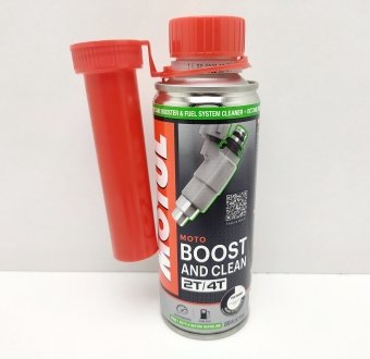 Очисник паливної системи для мотоциклів Boost and Clean Moto 200 мл MOTUL 110873 (фото 1)