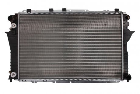 Радиатор охолоджування NISSENS 60476 (фото 1)