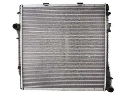 Радиатор охолоджування NISSENS 60787A (фото 1)