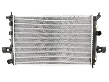Радиатор охолоджування NISSENS 63003A (фото 1)