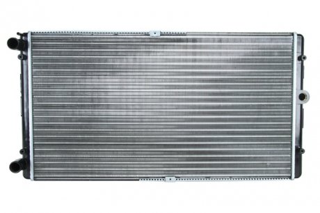 Радиатор охолоджування NISSENS 65301 (фото 1)
