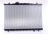 Радиатор охолоджування NISSENS 67493 (фото 3)