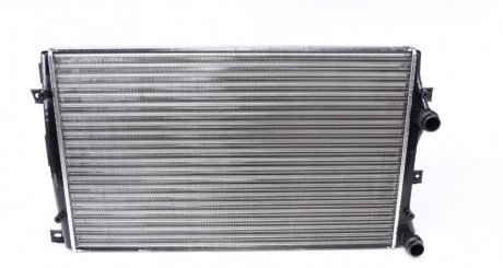 Радиатор охолодження VW Caddy III 1.9TDI BJB (+/- AC) (650x415x34) NRF 53406A (фото 1)