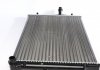Радиатор охолодження VW Caddy III 1.6/2.0TDI 10- (AT/+/- AC) NRF 53425A (фото 5)