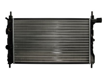 Радиатор охолодження двигуна NRF 54682 (фото 1)