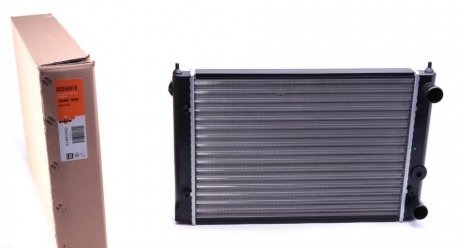 Радиатор охолодження VW Golf III 1.4-1.6 91-99 NRF 58819 (фото 1)